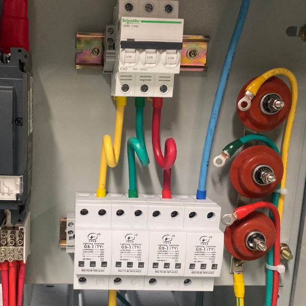 光束電涌保護 器