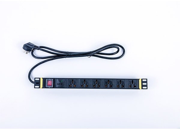 PDU市場產品渠道雙發展【光束防雷】